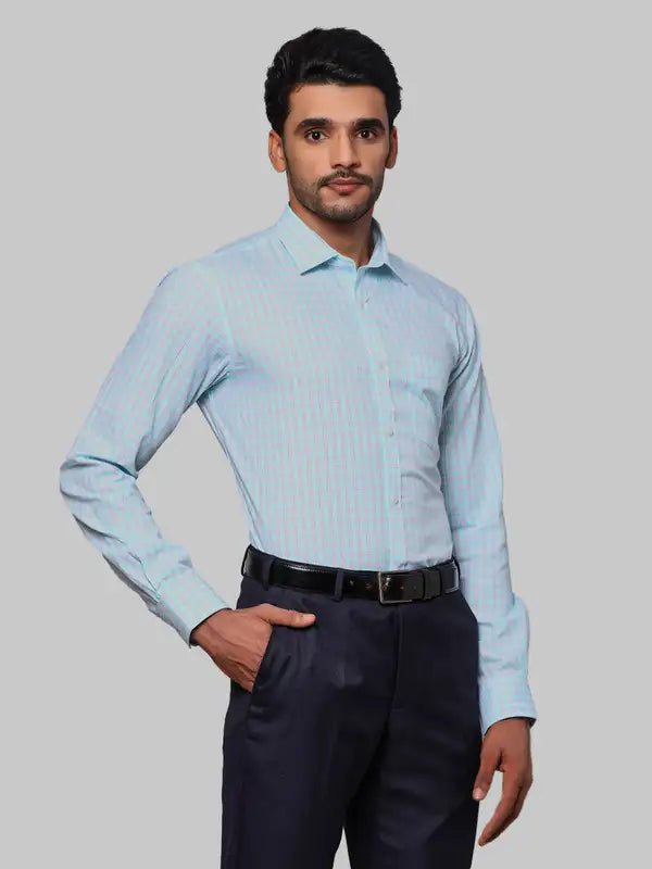 Men Slim Fit Violet Shirt