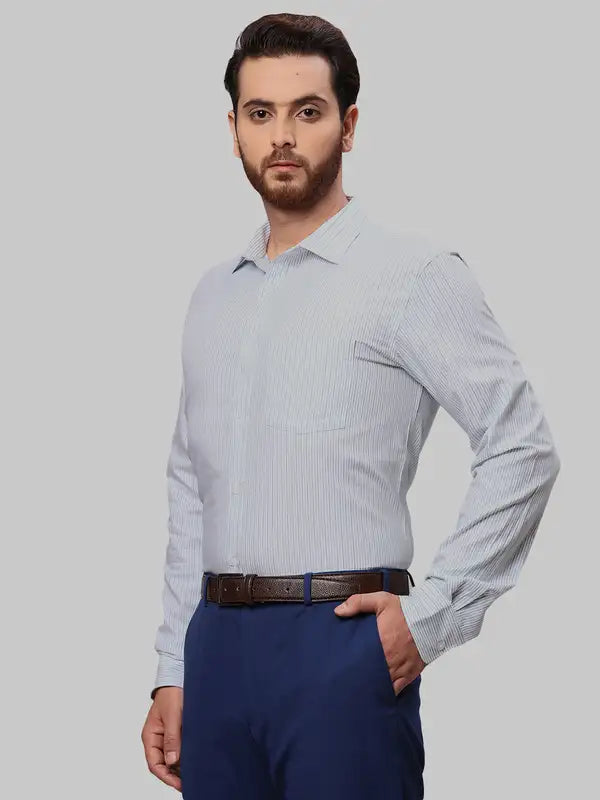Men Slim Fit Grey Shirt