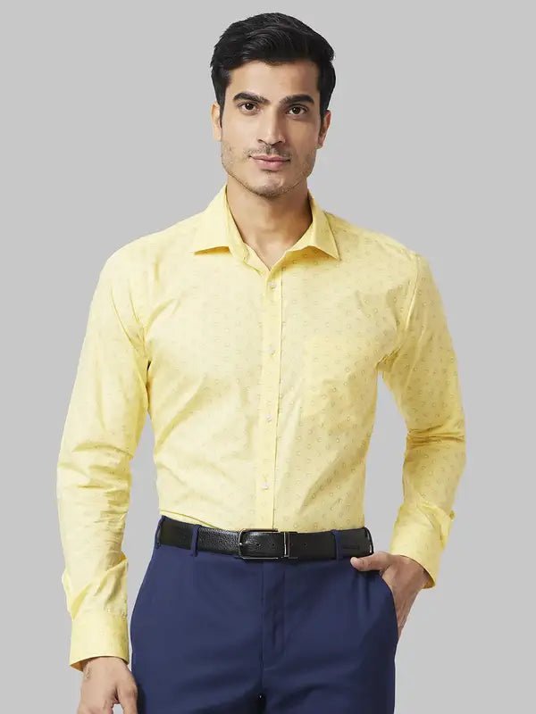Men Slim Fit Orange Shirt