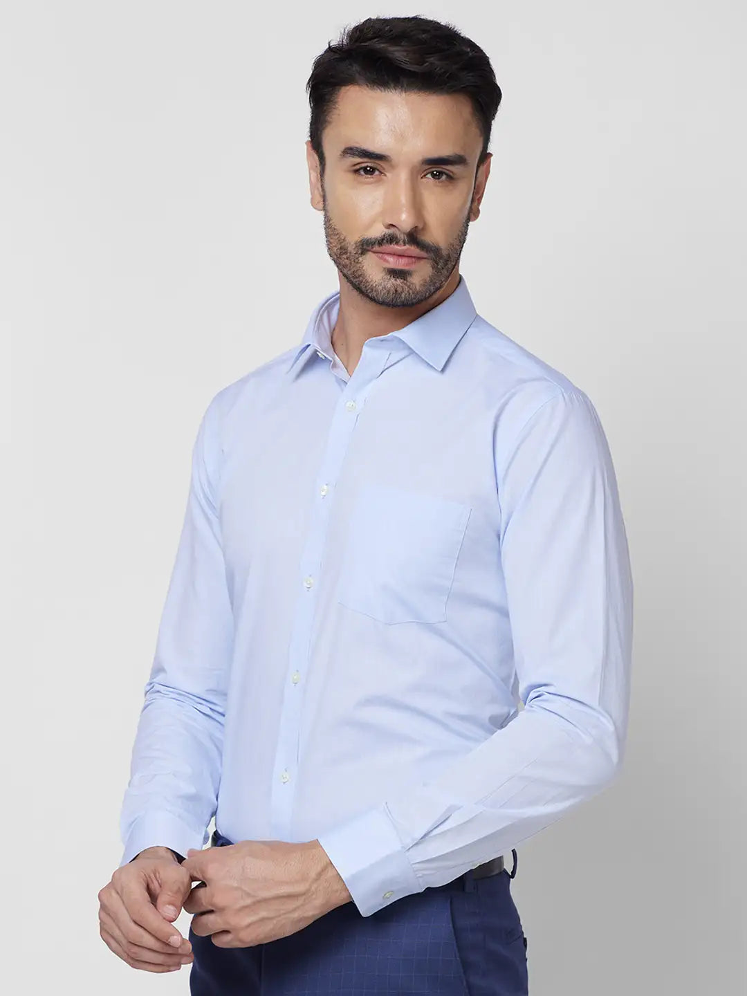 Park Avenue Men Blue Solid Slim Fit Cotton Shirt