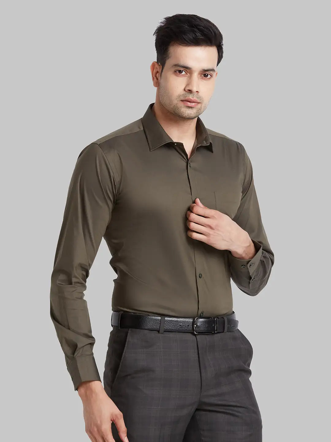 Men Violet Slim Fit Solid Cotton Blend   Shirts