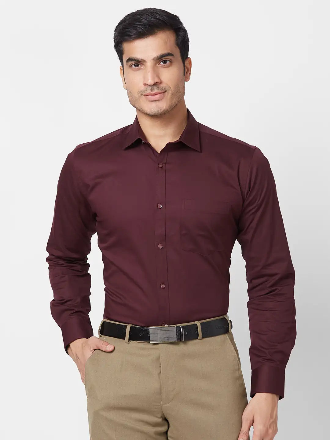 Park Avenue Men Blue Solid Slim Fit Cotton Blend Cutaway Collar Shirt