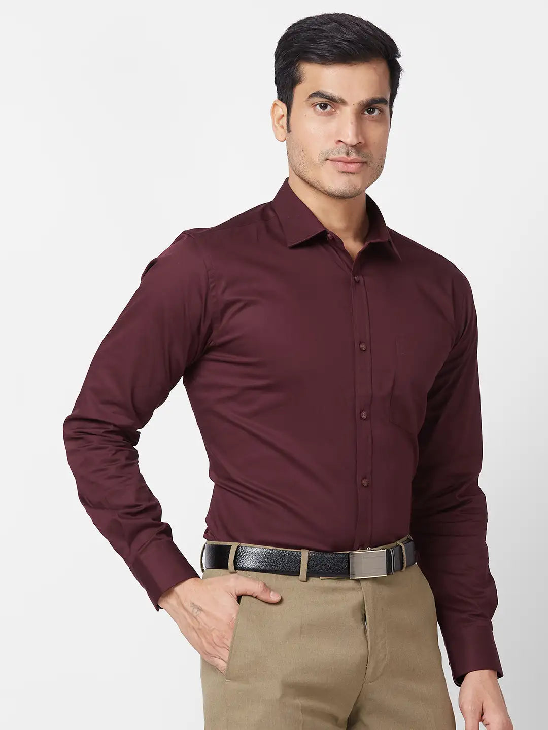 Park Avenue Men Blue Solid Slim Fit Cotton Blend Cutaway Collar Shirt