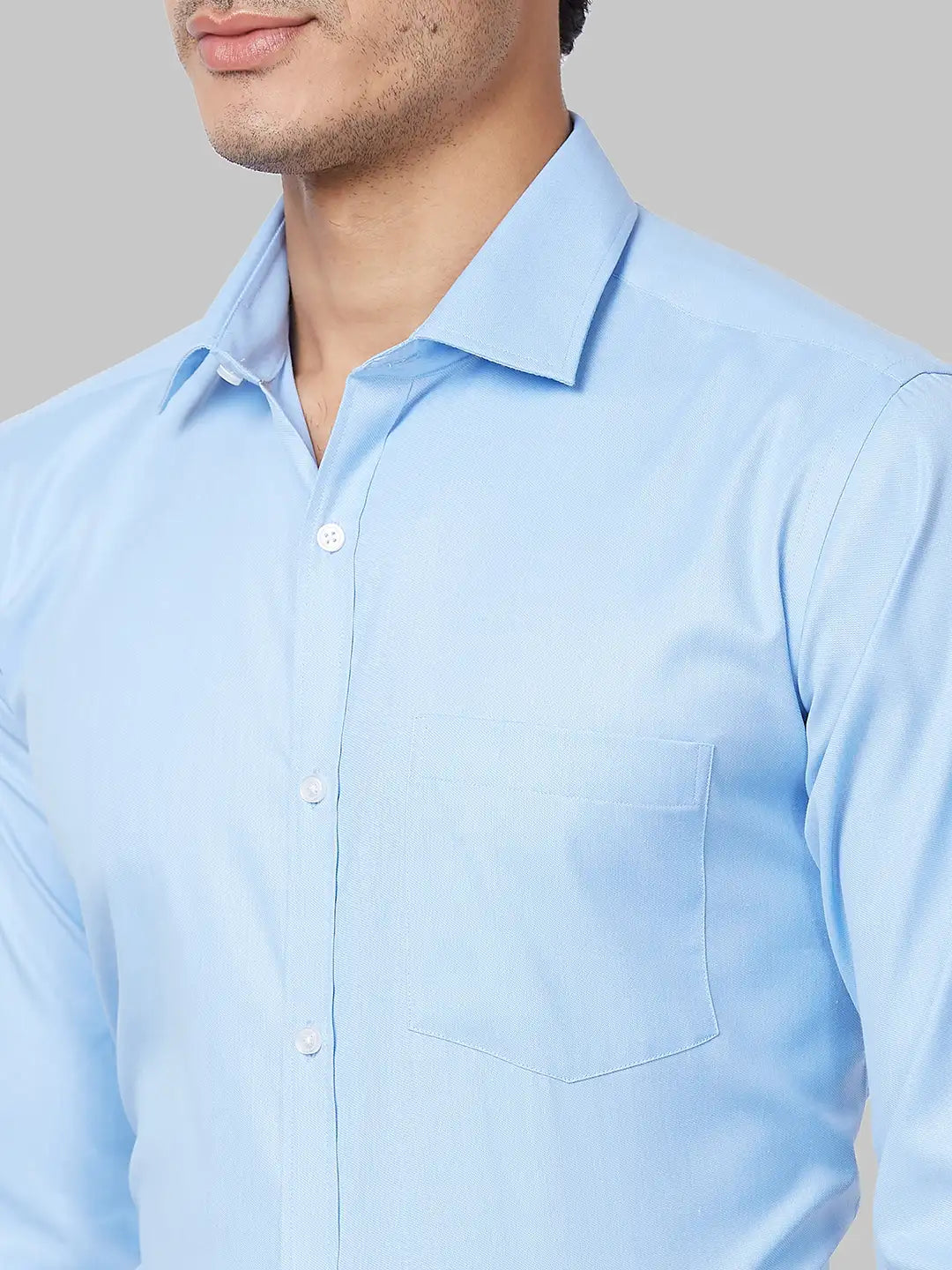Men White Slim Fit Solid Cotton Blend Shirts