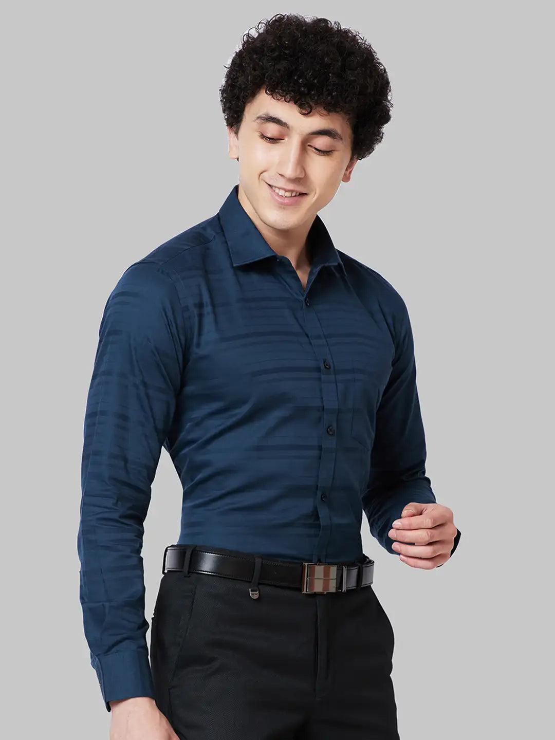 Men Violet Slim Fit Stripe Cotton Shirts