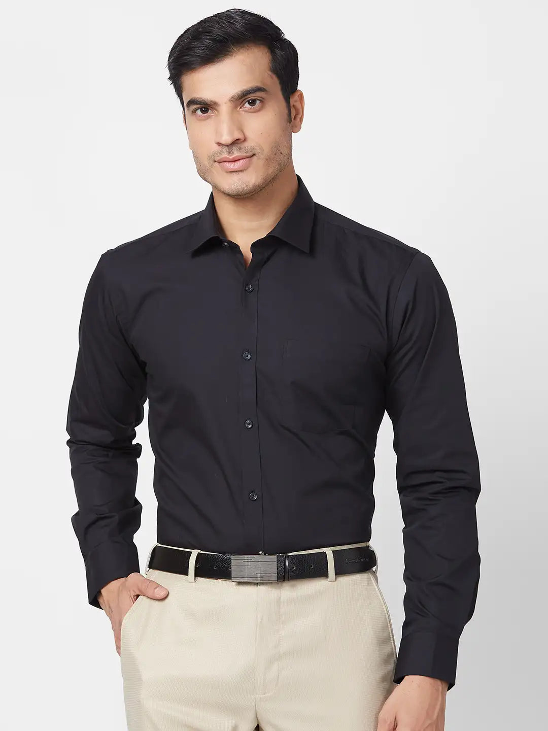 Park Avenue Men White Structure Slim Fit Polyester Blend Cutaway Collar Shirt