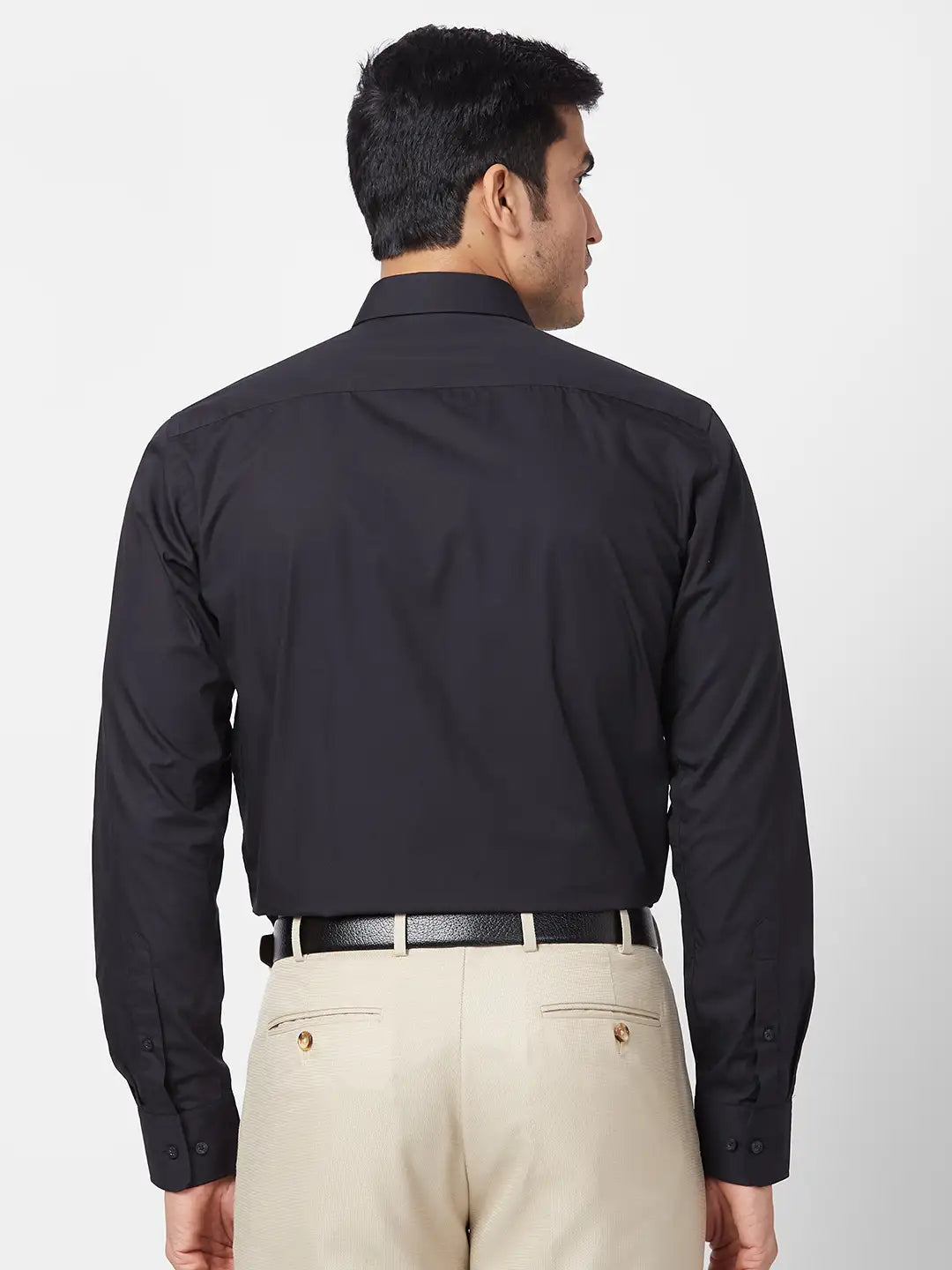 Park Avenue Men White Structure Slim Fit Polyester Blend Cutaway Collar Shirt