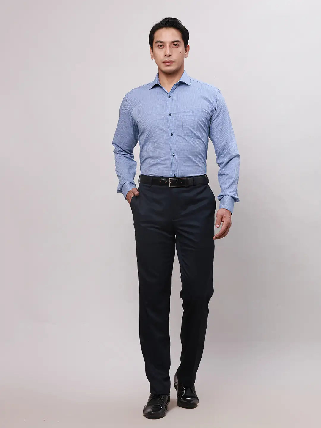 Park Avenue Men Blue Slim Fit Stripe Cotton Shirts