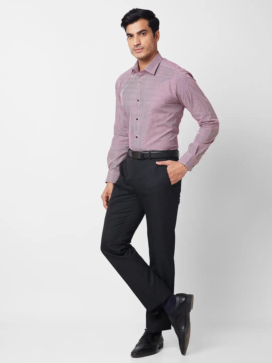 Park Avenue Men Blue Stripe Slim Fit Cotton Shirt