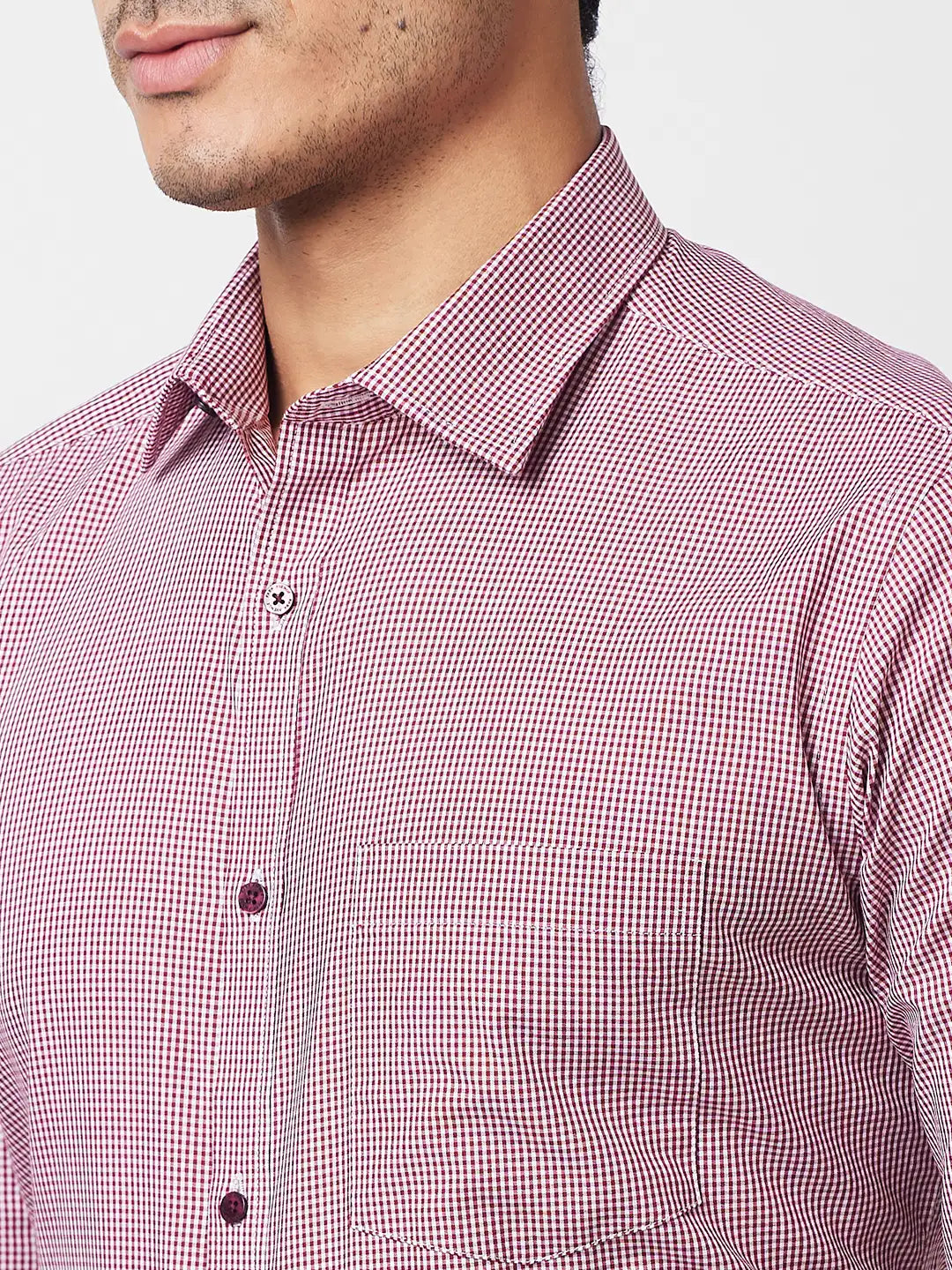 Park Avenue Men Blue Stripe Slim Fit Cotton Shirt