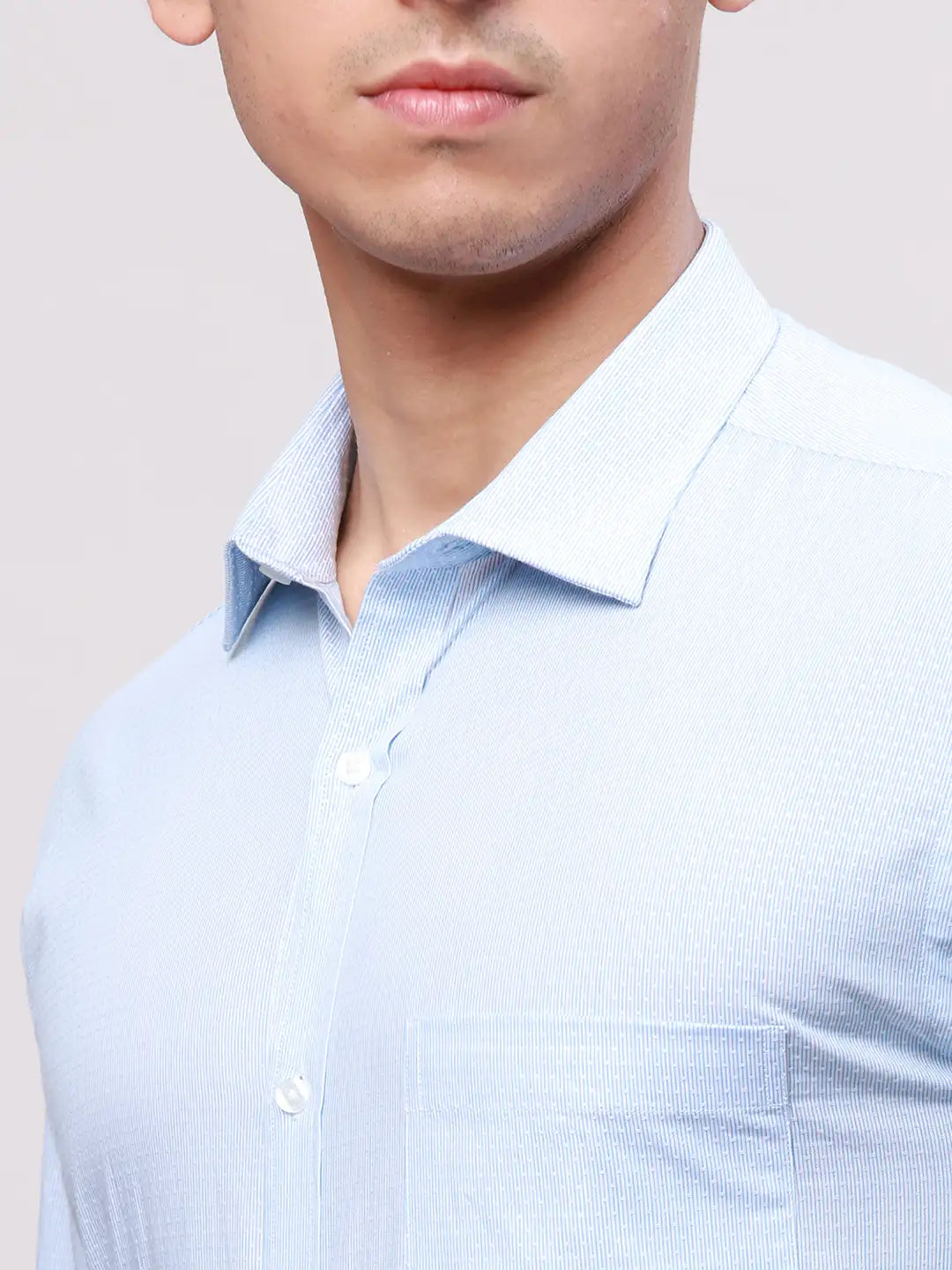 Park Avenue Men Blue Slim Fit Structure Cotton Shirts
