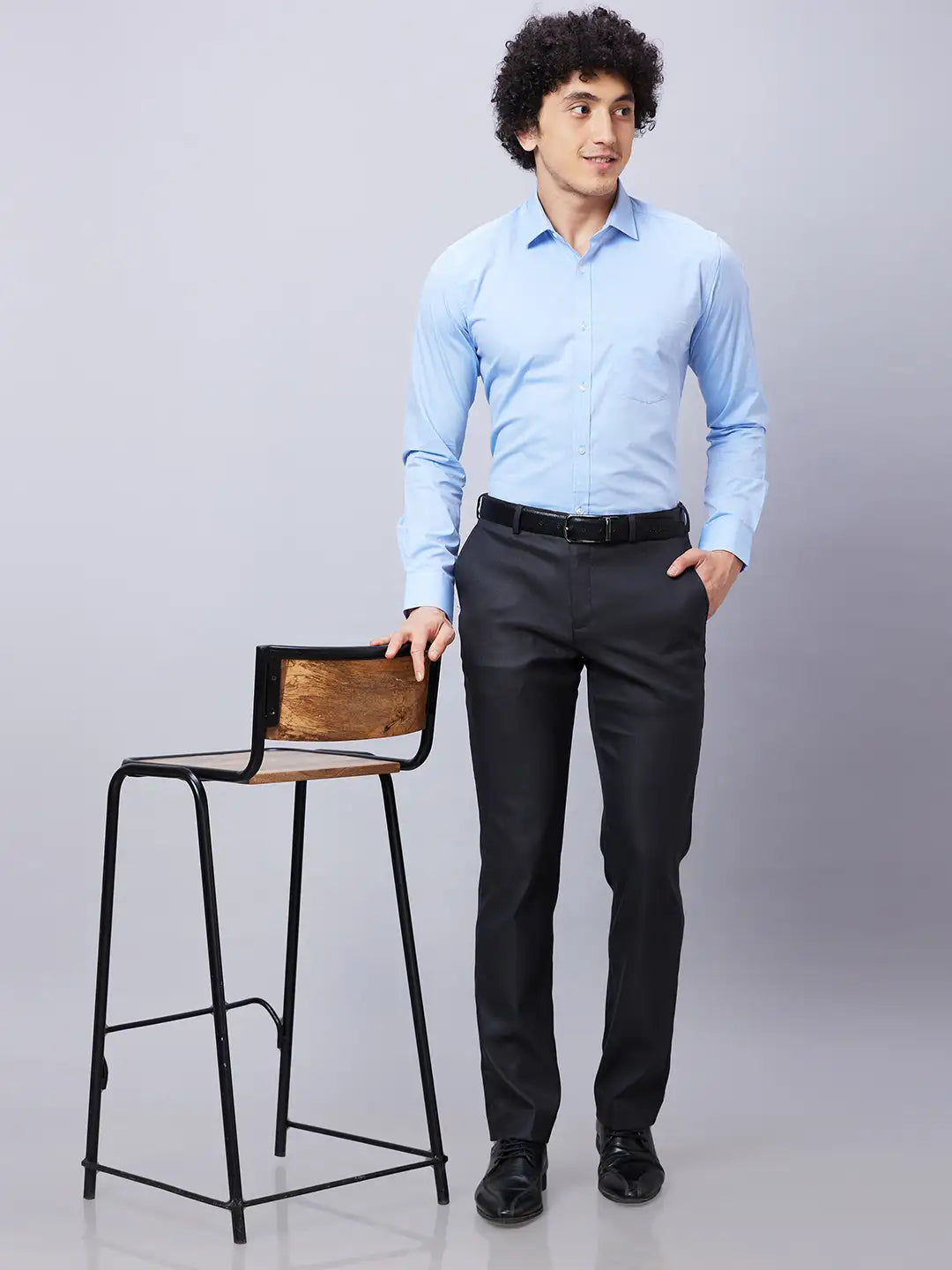 Park Avenue Men Yellow Checks Slim Fit Cotton Cutaway Collar Shirt