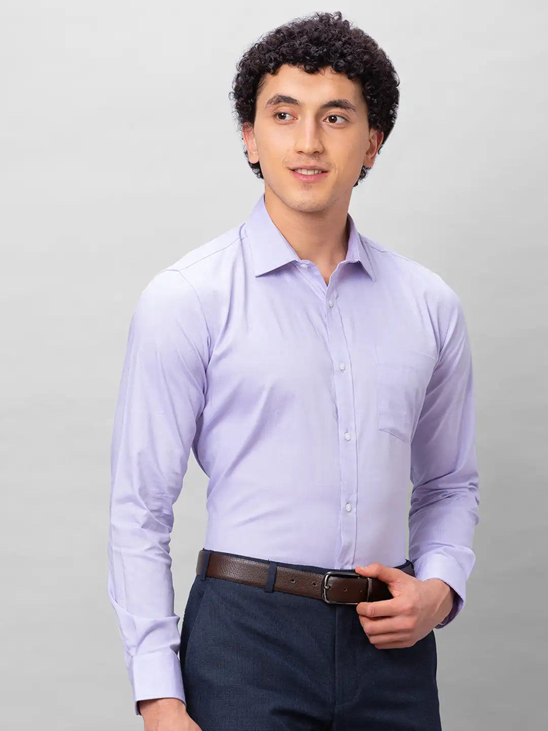 Park Avenue Men White Print Slim Fit Cotton Blend Shirts