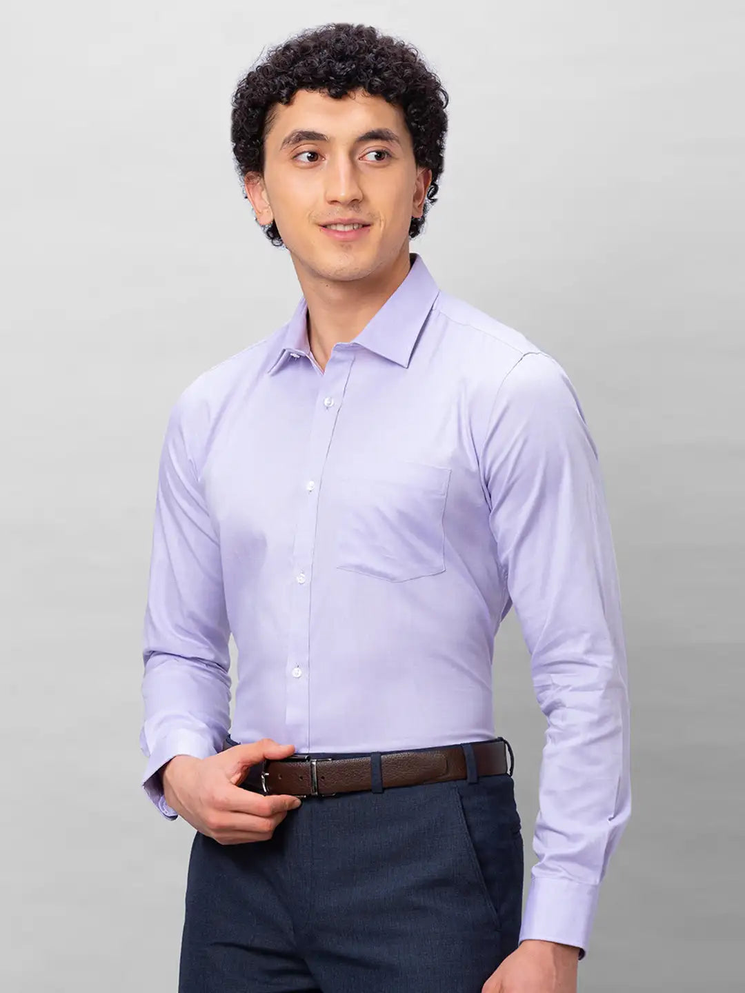 Park Avenue Men White Print Slim Fit Cotton Blend Shirts