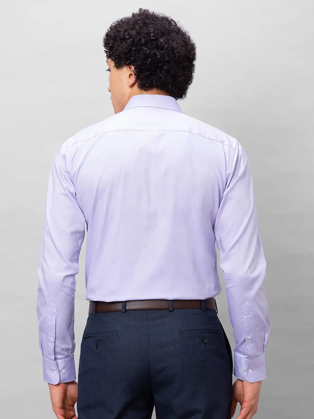 Park Avenue Men White Print Slim Fit Cotton Blend Shirts