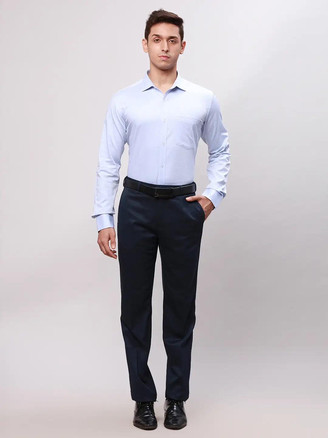 Park Avenue Men Blue Slim Fit Self Design Cotton Full Sleeve Cut Away Shirt