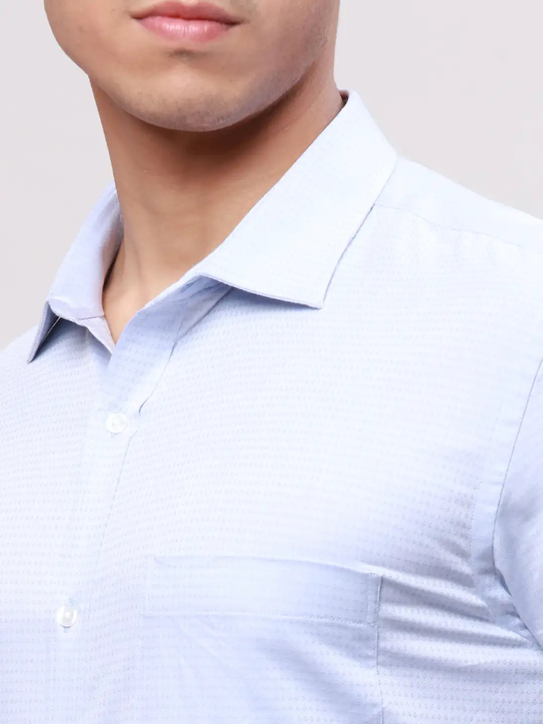 Park Avenue Men Blue Slim Fit Self Design Cotton Full Sleeve Cut Away Shirt