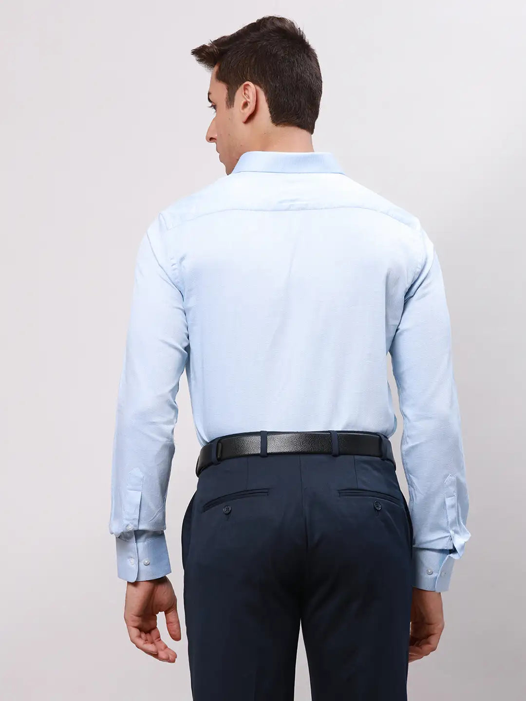 Park Avenue Men Green Slim Fit Self Design Cotton Full Sleeve Cut Away Shirt