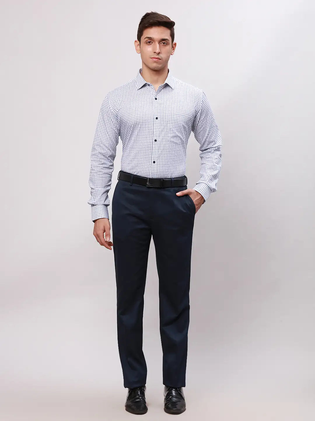 Park Avenue Men Orange Slim Fit Striped Cotton Full Sleeve Cut Away Shirt