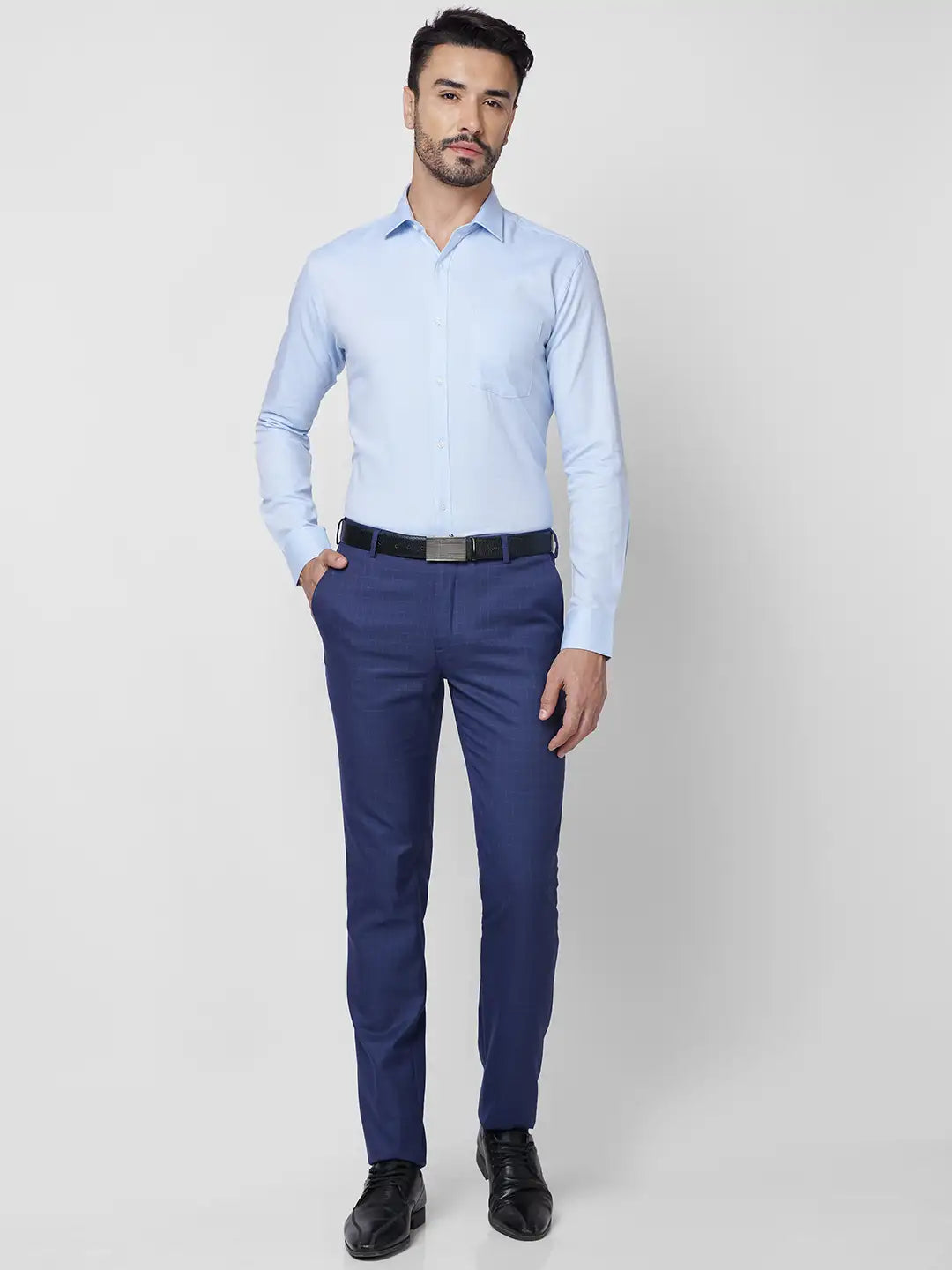 Park Avenue Men Blue Stripe Slim Fit Cotton Shirt