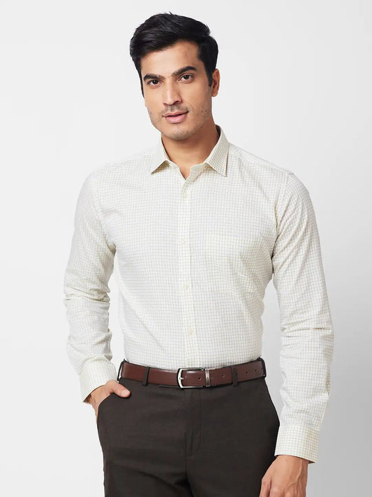 Park Avenue Men White Solid Slim Fit Cotton Blend Shirt