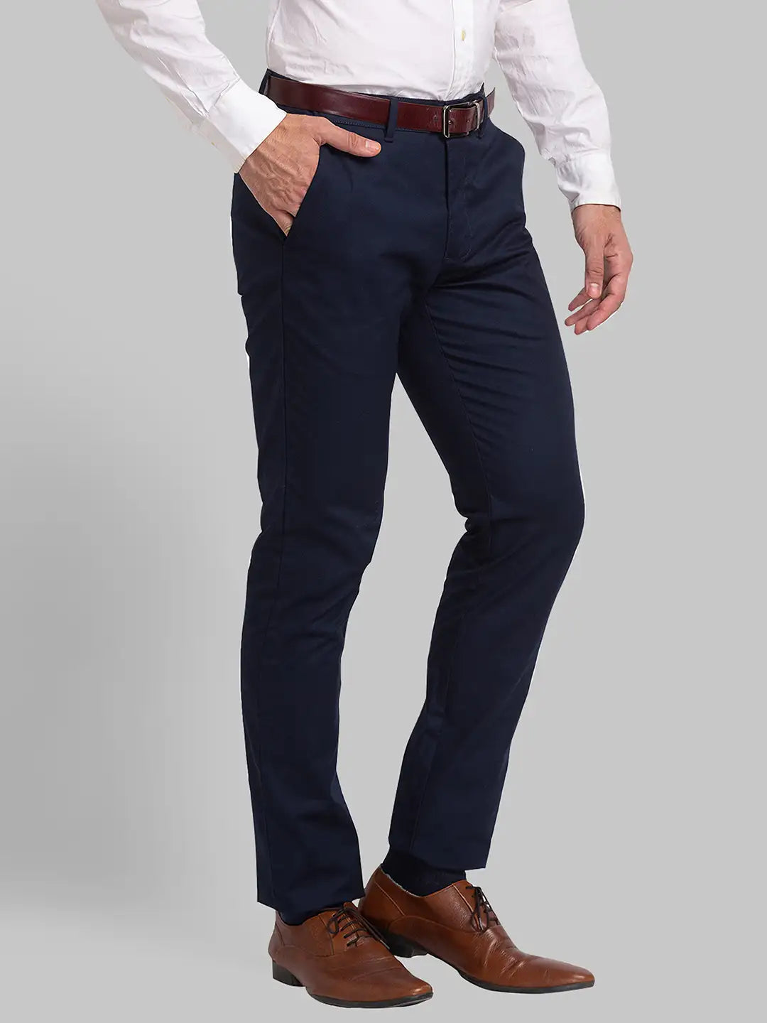 Men Regular Fit Black Chinos & Trouser
