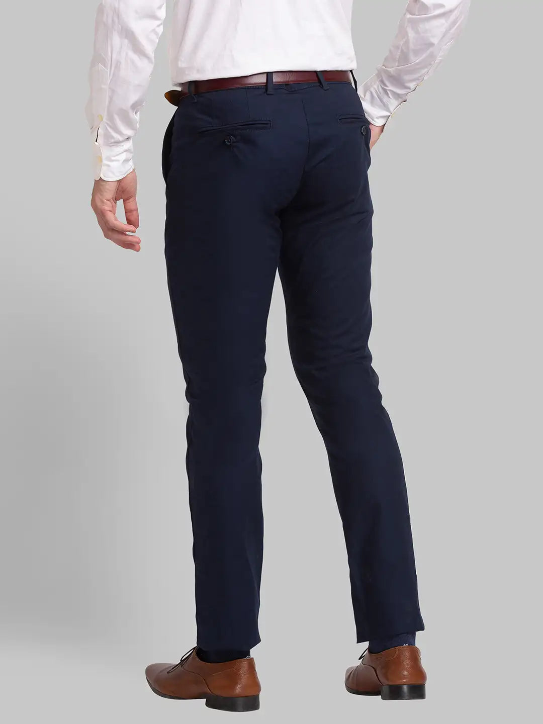 Men Regular Fit Black Chinos & Trouser