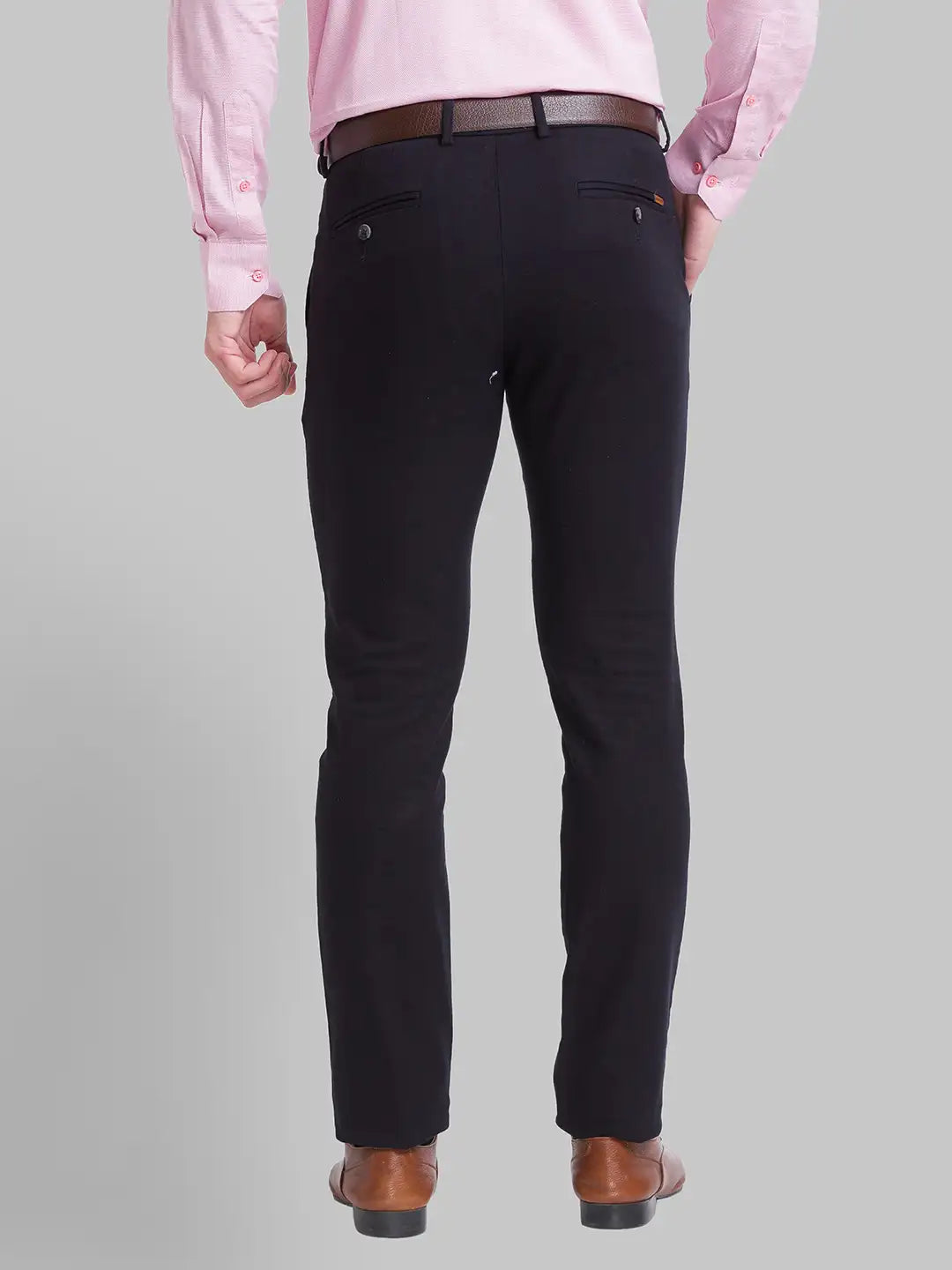 Park Avenue Men Green Solid Neo Fit Cotton Blend Trouser