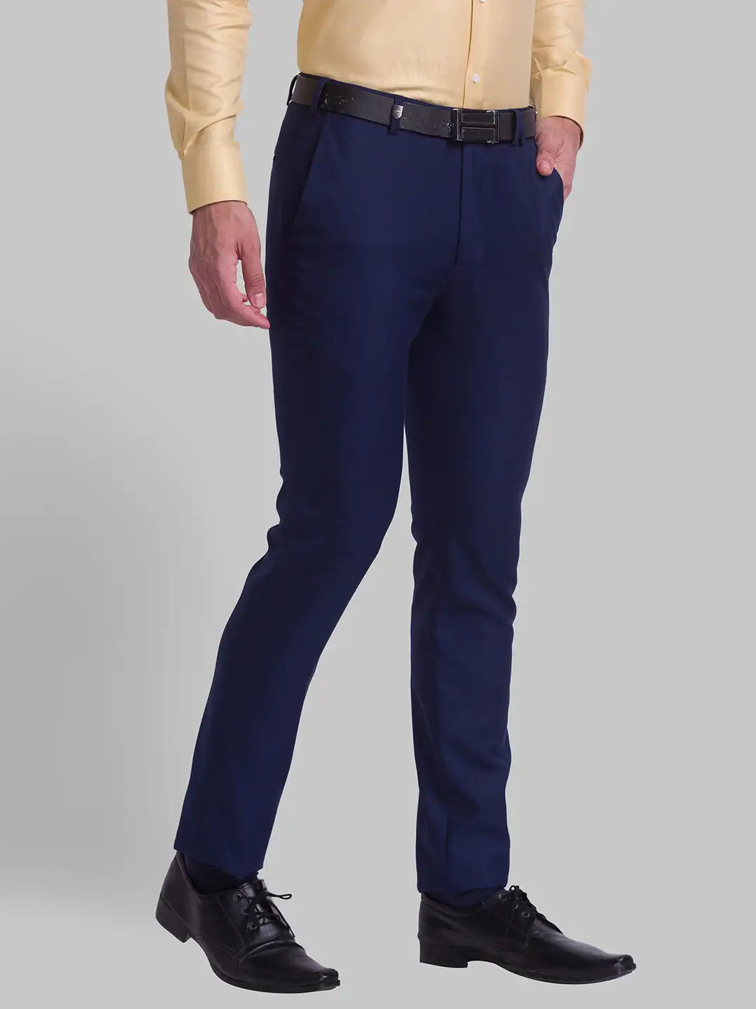 Men Super Slim Fit Green Chinos & Trouser
