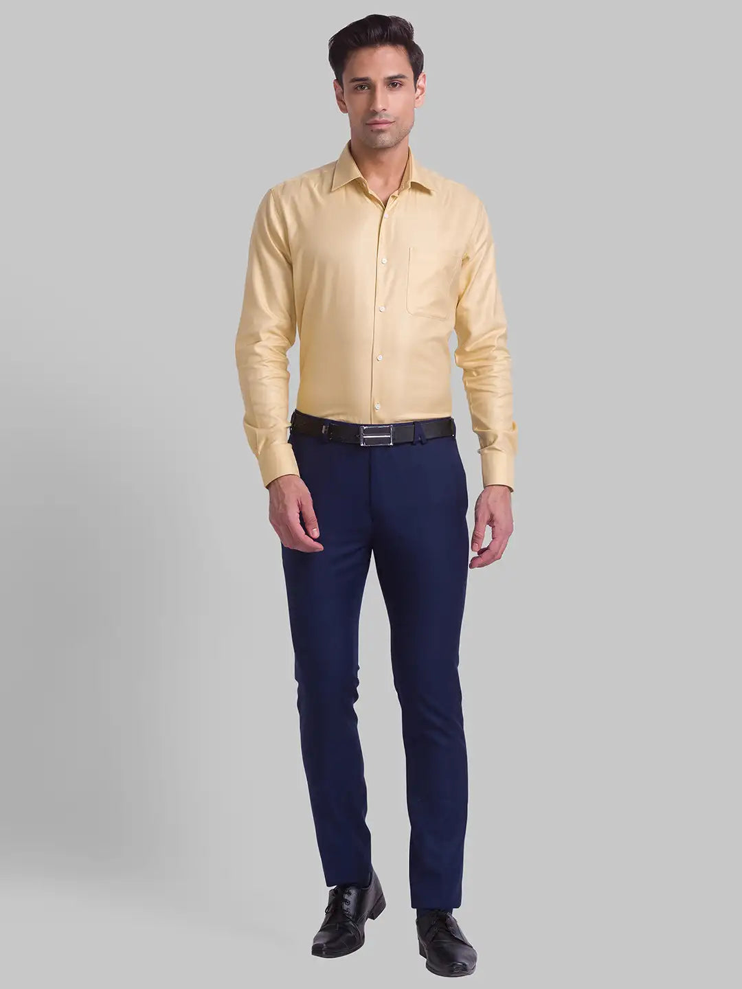 Men Super Slim Fit Green Chinos & Trouser