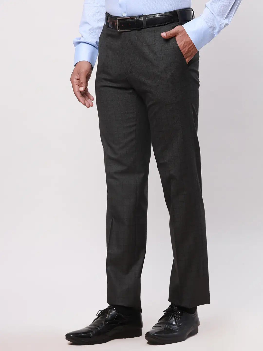Park Avenue Men Grey Checks Slim Fit Polyester Blend Waist Coat