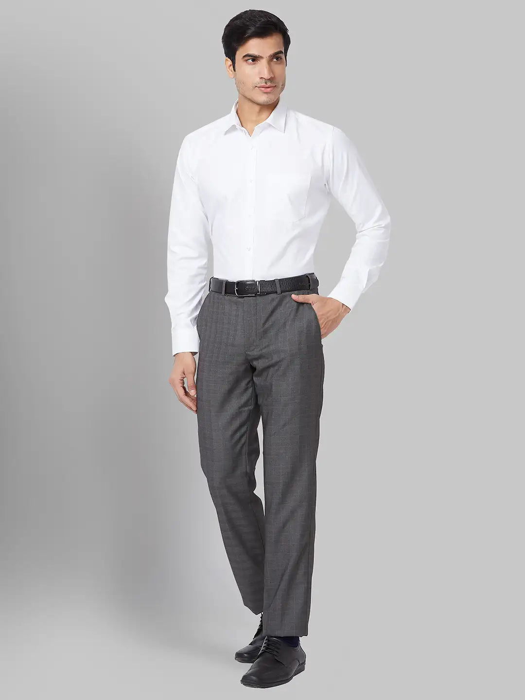Park Avenue Men Grey Structure Neo Fit Polyester Blend Trouser