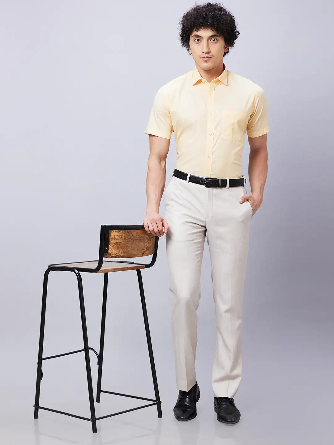 Park Avenue Men Blue Plain Smart Fit Polyester Blend Trouser