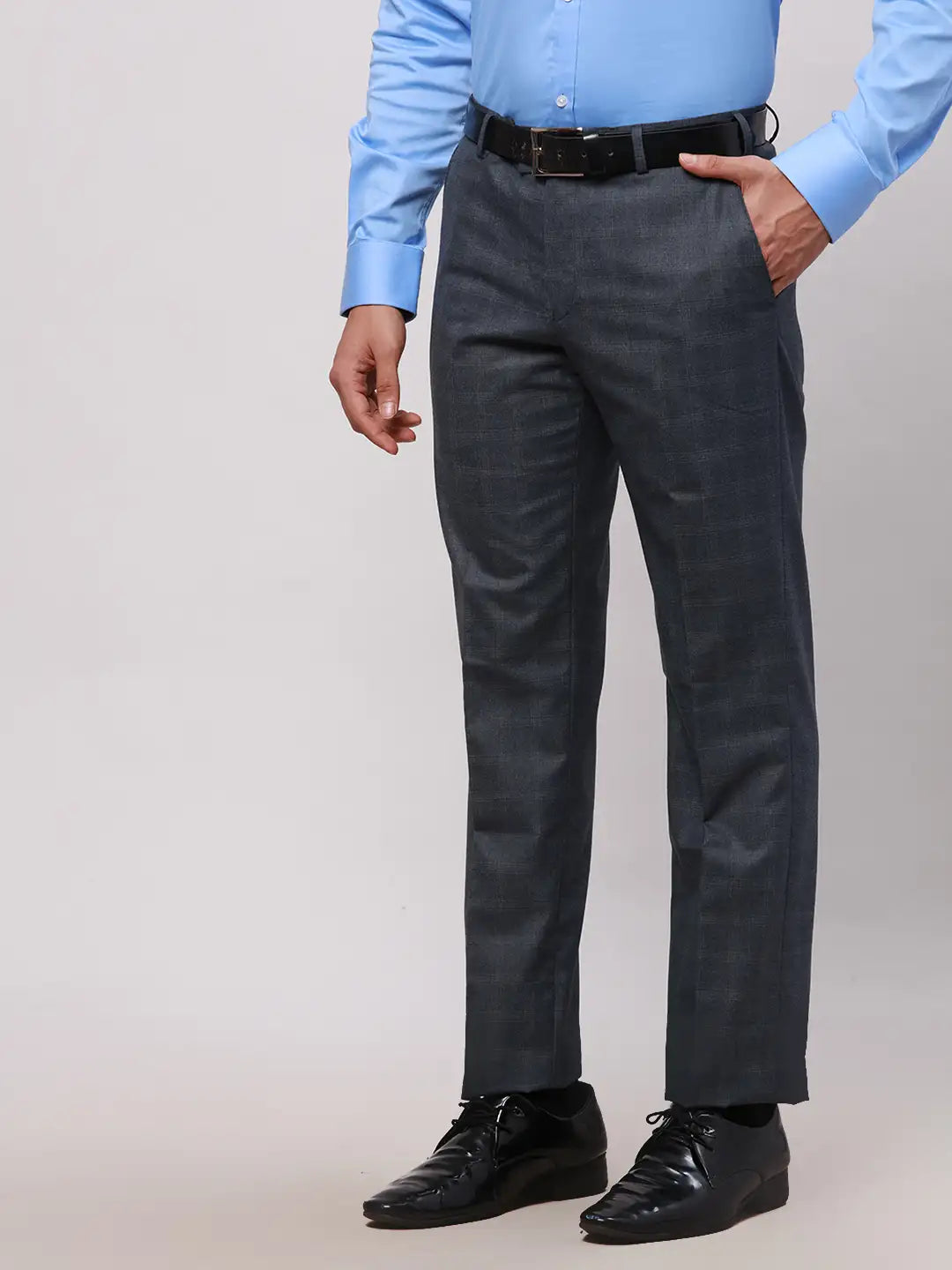 Park Avenue Men Blue Smart Fit Checks Cotton Trousers