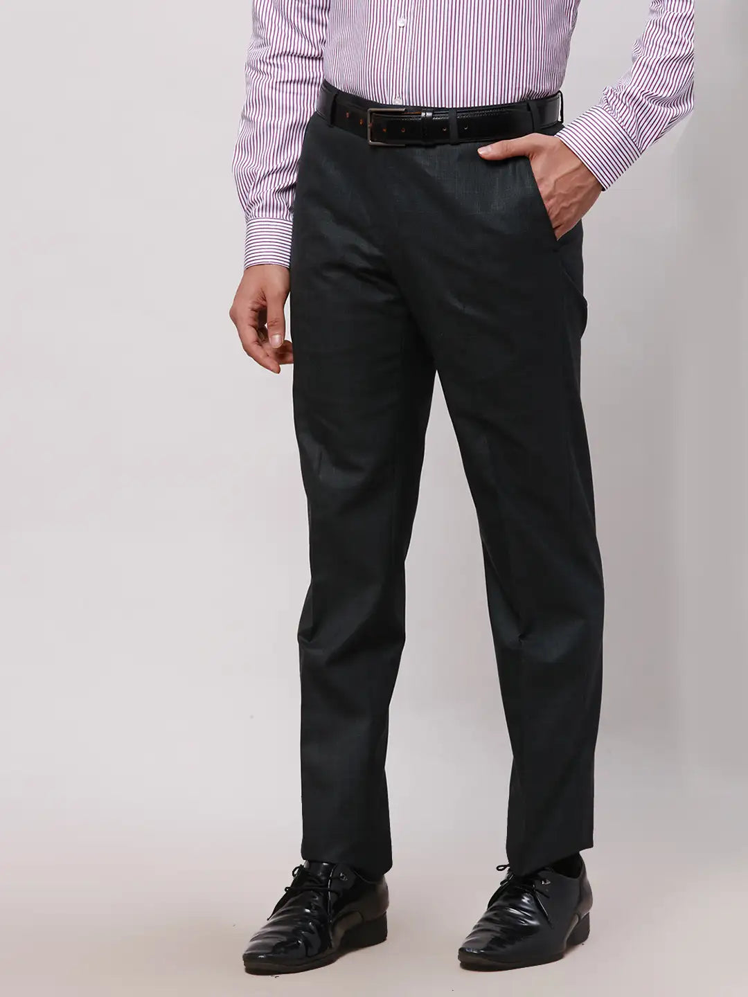 Park Avenue Men Brown Smart Fit Checks Cotton Trousers