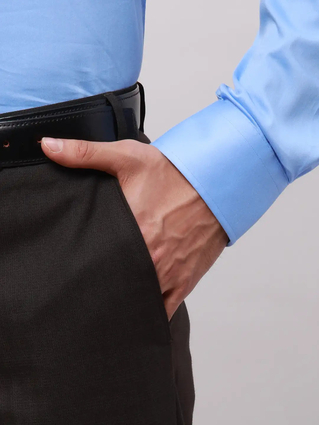 Park Avenue Men Blue Smart Fit Checks Cotton Trousers