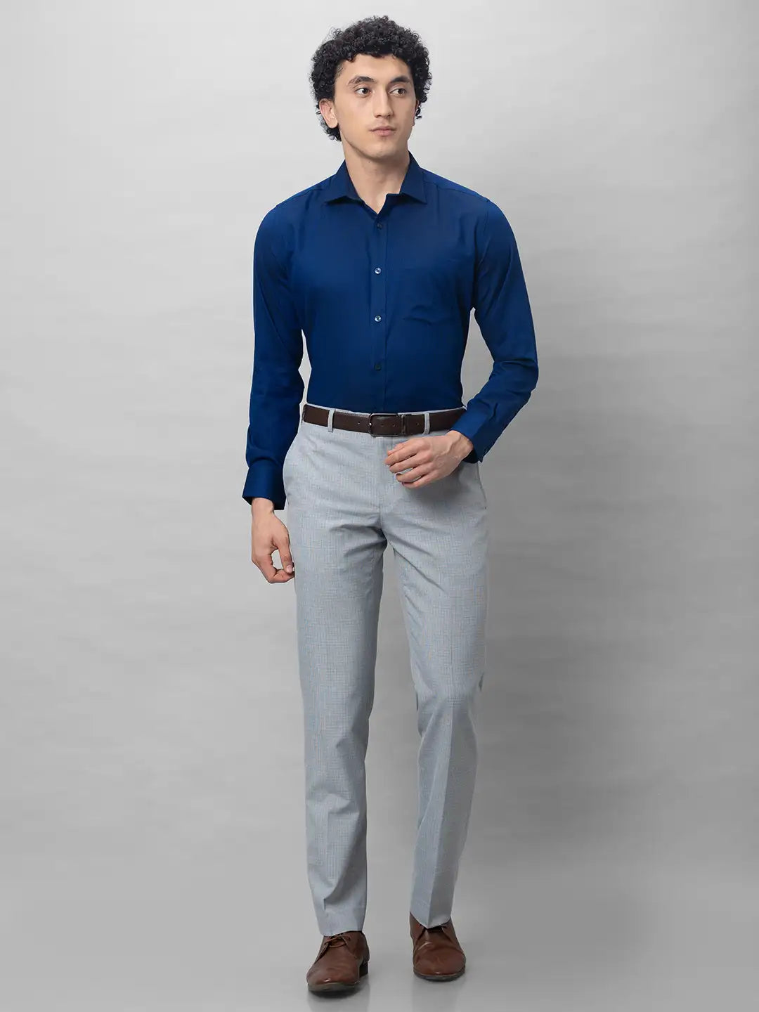 Park Avenue Men Black Plain Smart Fit Polyester Blend Trousers