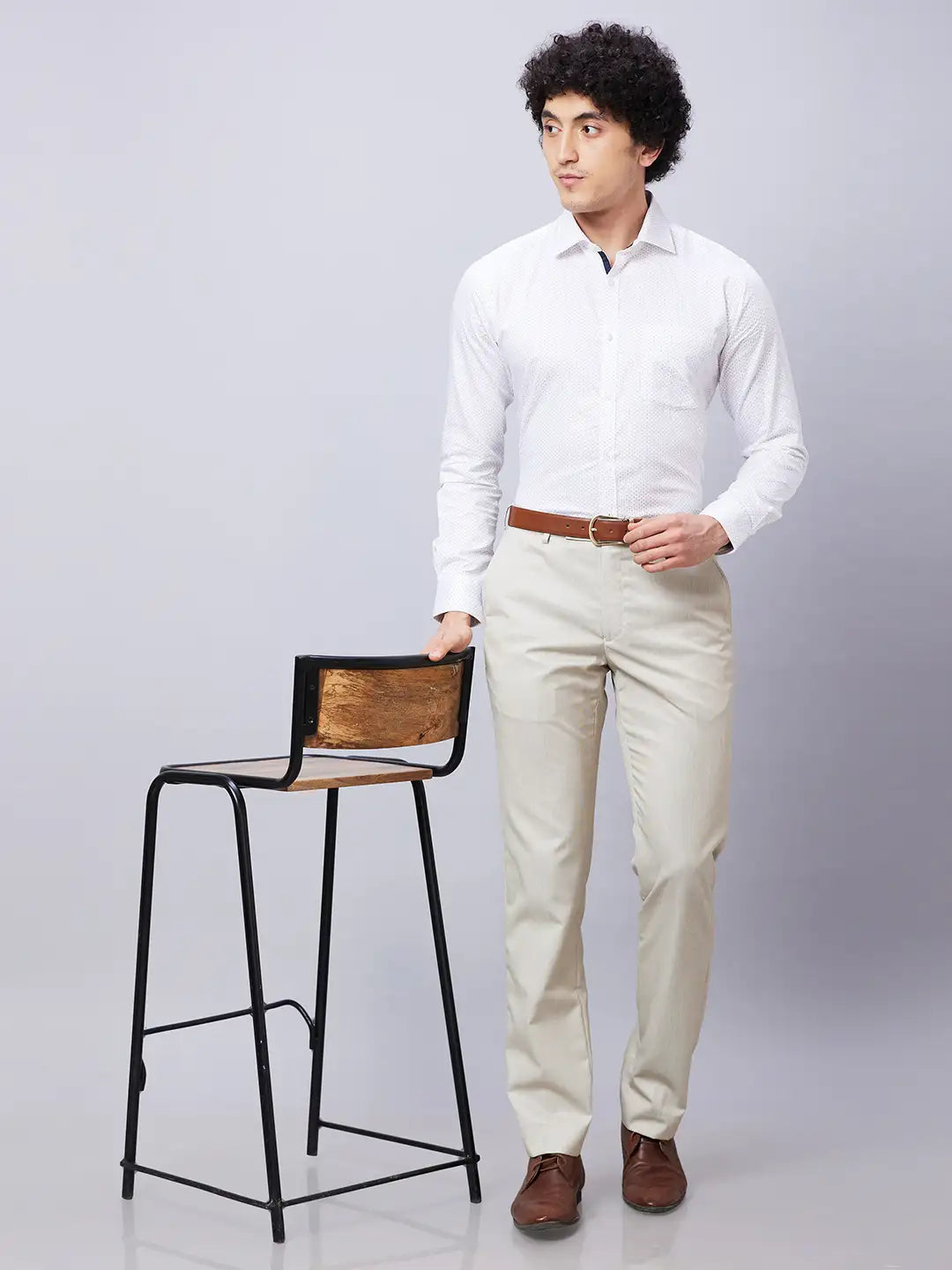 Park Avenue Men Blue Structure Smart Fit Polyester Blend Trousers