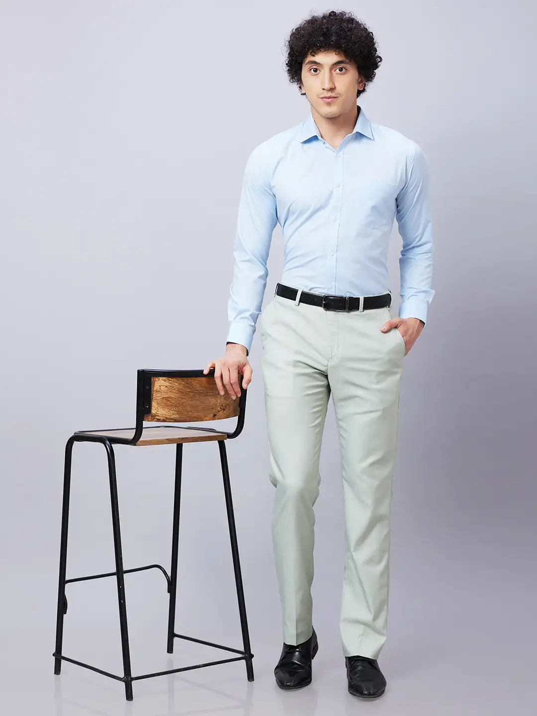 Park Avenue Men Brown Checks Smart Fit Polyester Blend Trousers