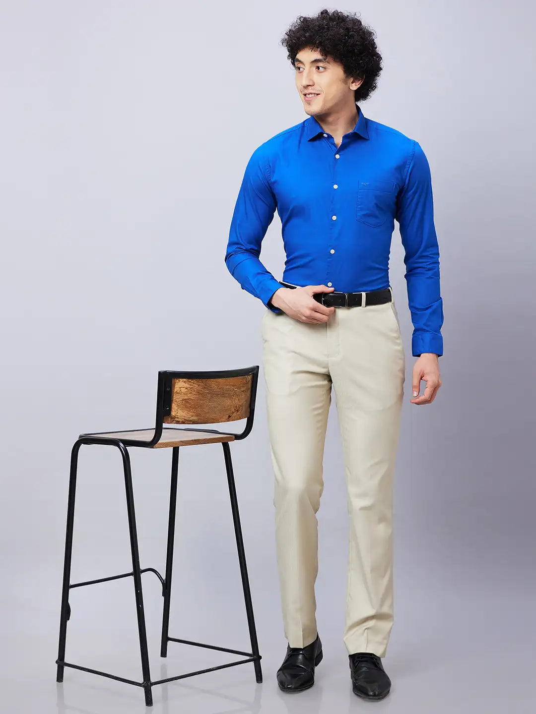 Park Avenue Men Brown Solid Smart Fit Polyester Blend Trousers