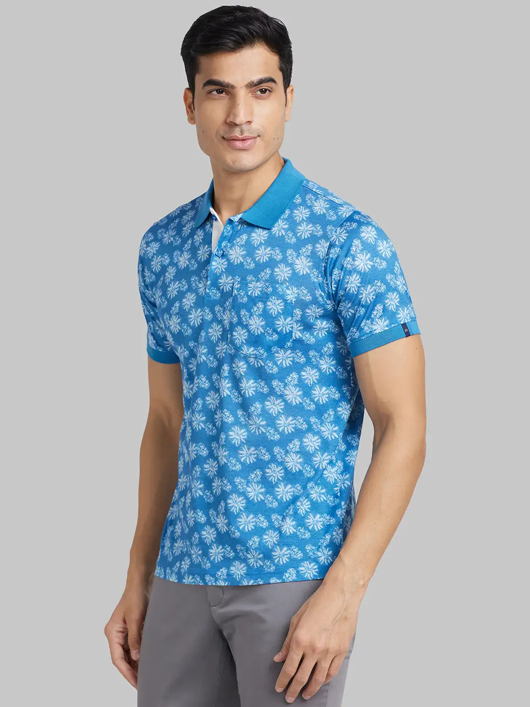 Men Contemporary Fit Green T-Shirt