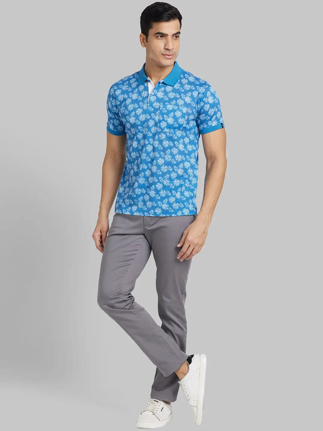 Men Contemporary Fit Green T-Shirt