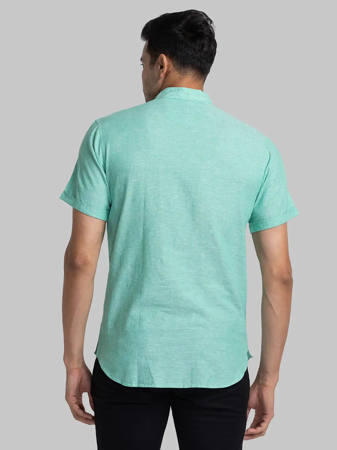 Men Red Contemporary Fit Solid Cotton Shirts