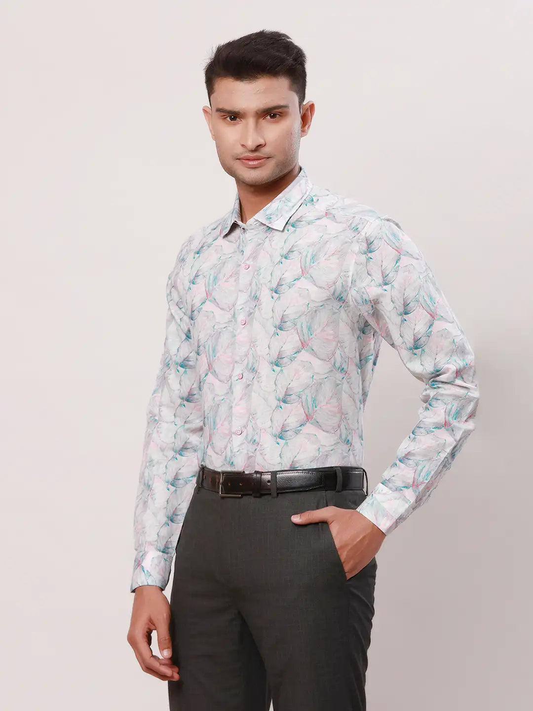 Raymond Men Green Solid Contemporary Fit Cotton Regular Collar Shirt