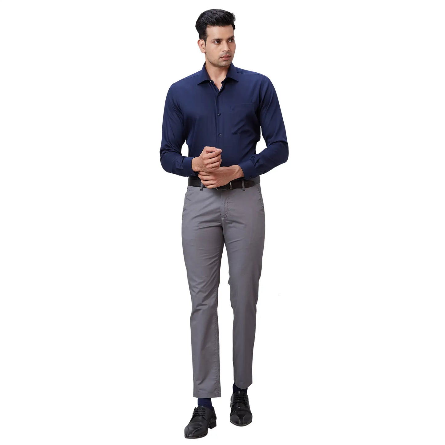 Men Khaki Contemporary Fit Solid Cotton Blend Trouser