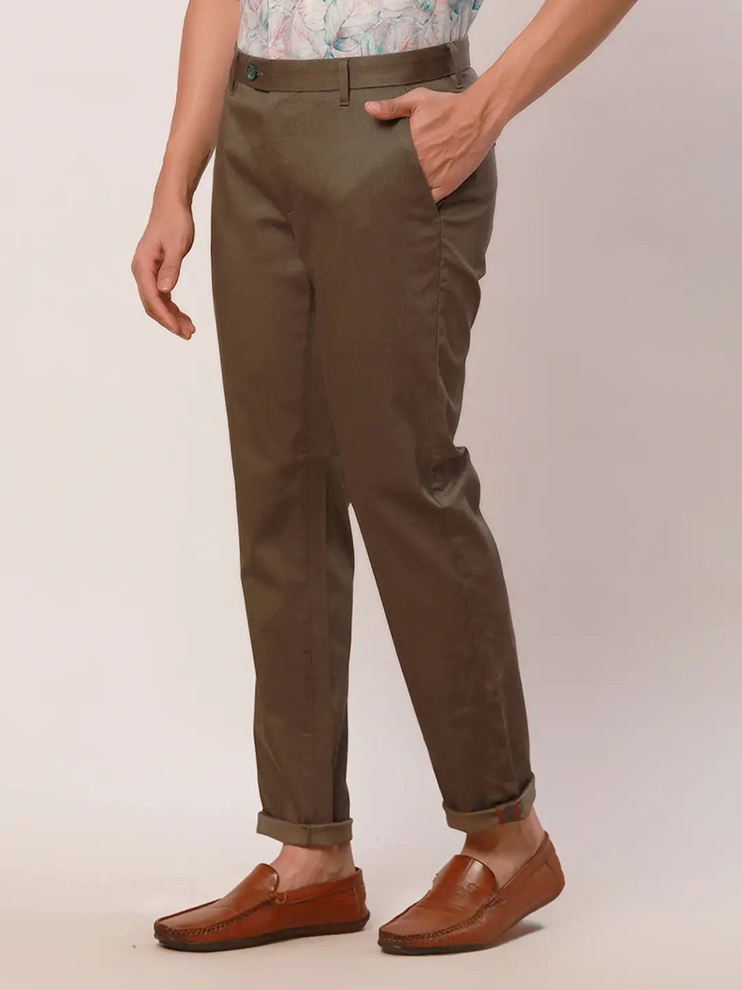 Raymond Men Green Solid Slim Fit Cotton Blend Trouser