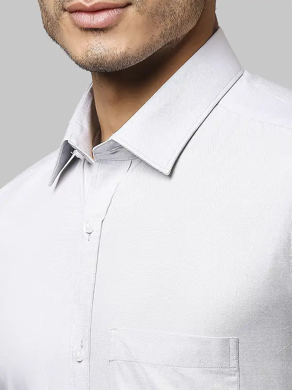 Men Contemporary Fit Maroon Shirt