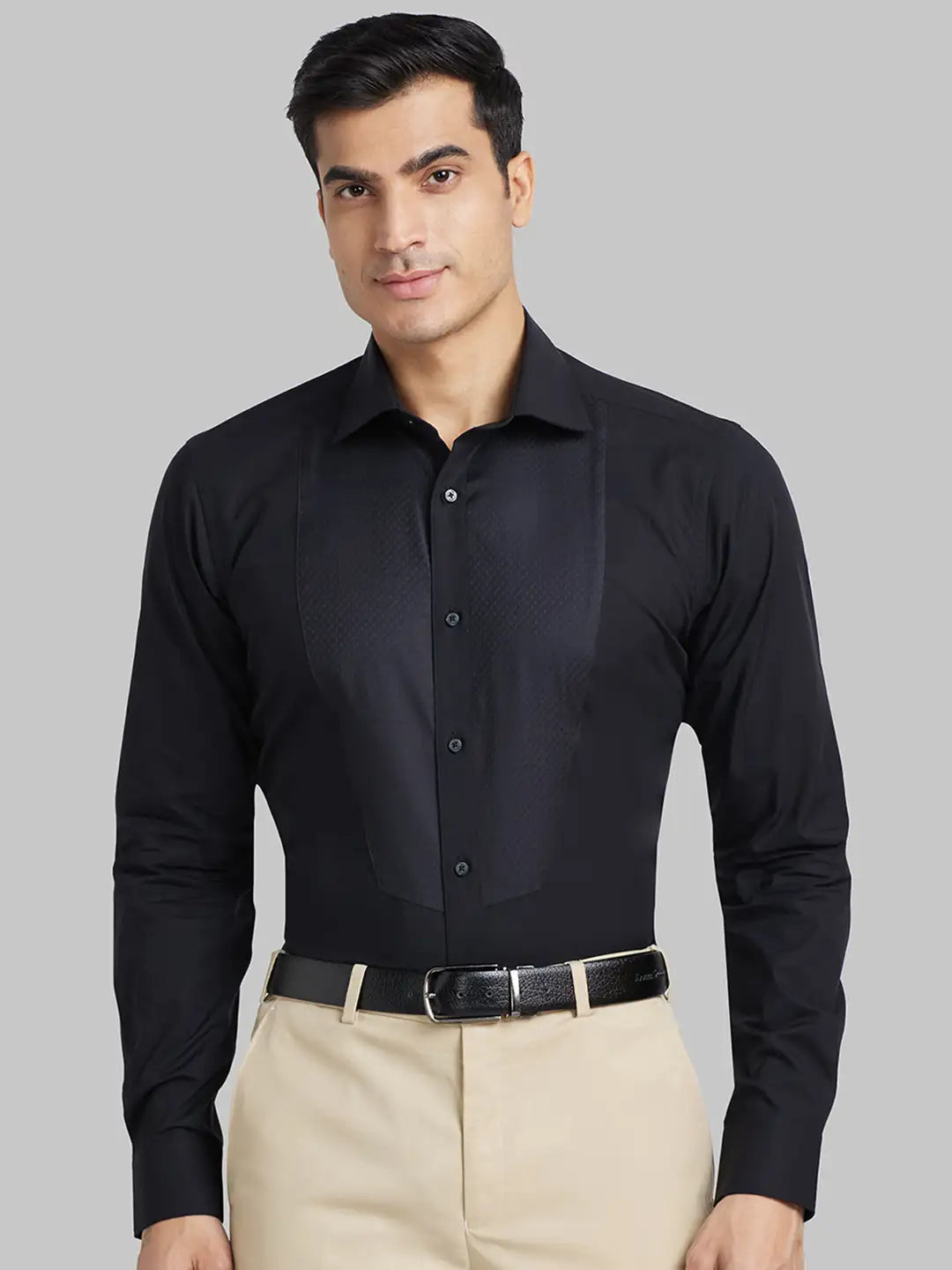 Raymond Men White Solid Contemporary Fit Cotton Shirt