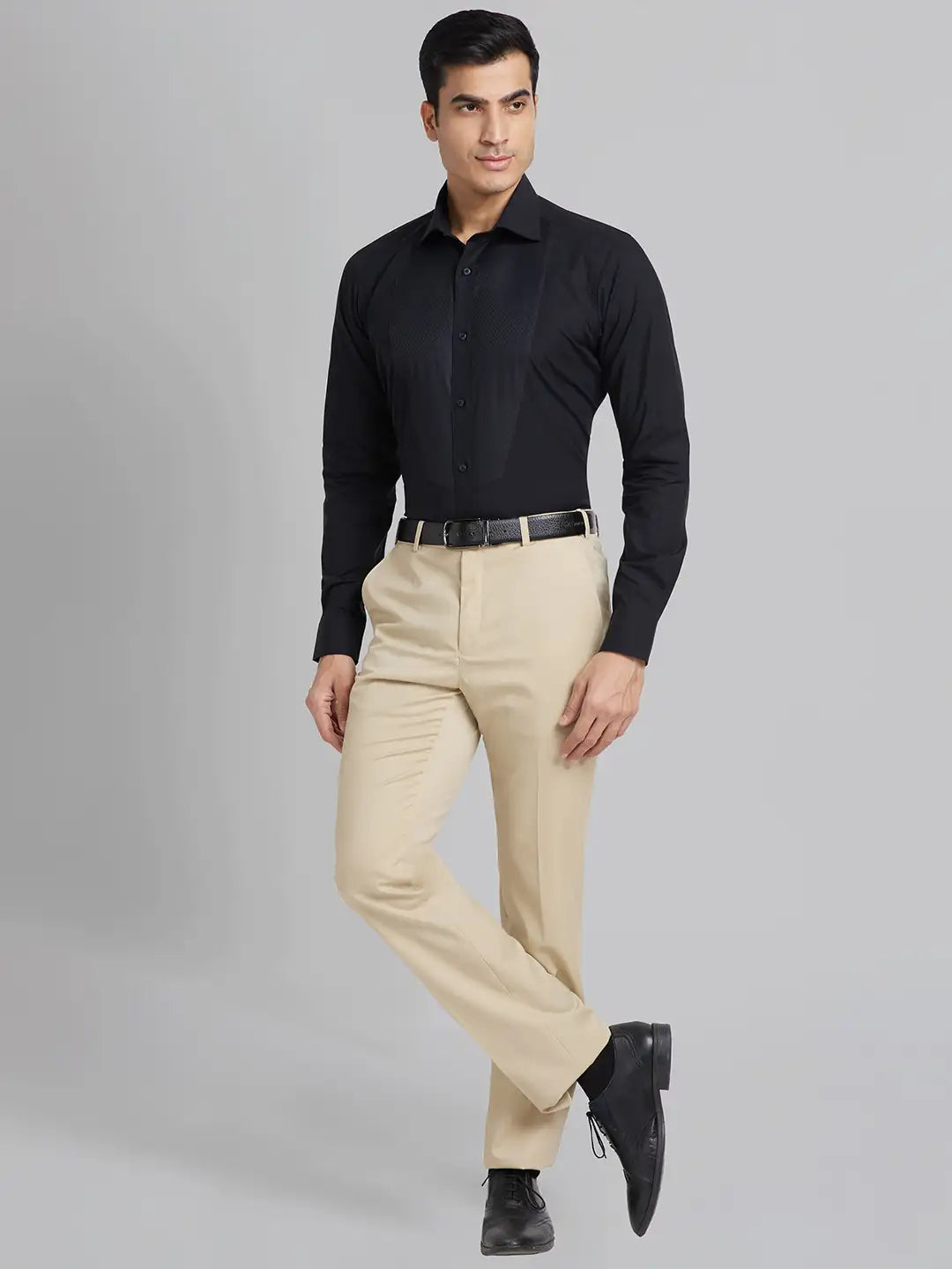 Raymond Men White Solid Contemporary Fit Cotton Shirt