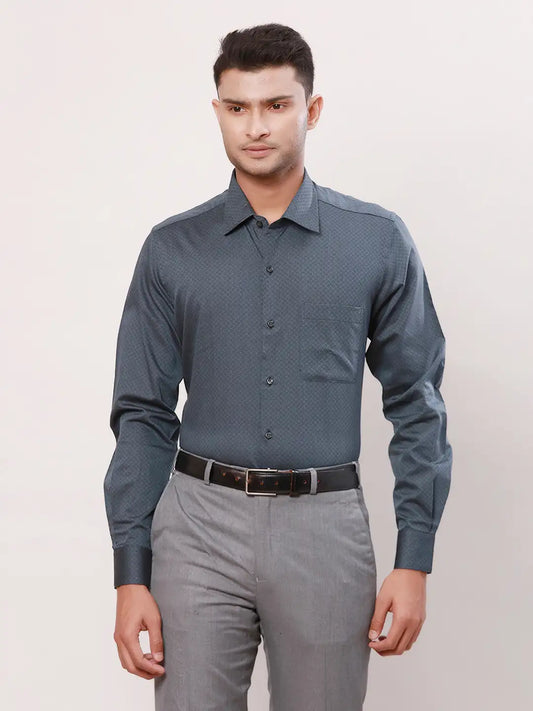 Raymond Men Violet Stripe Contemporary Fit Cotton Cutaway Collar Shirt
